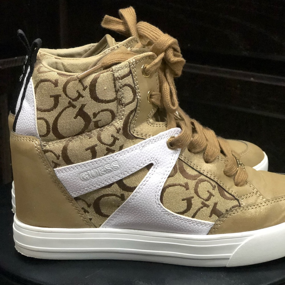 GUESS Women Wedge Sneakers - Picture 1 of 4